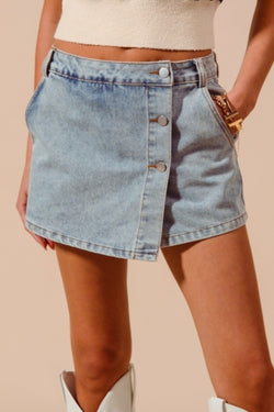 Buttoned Front Denim Skorts