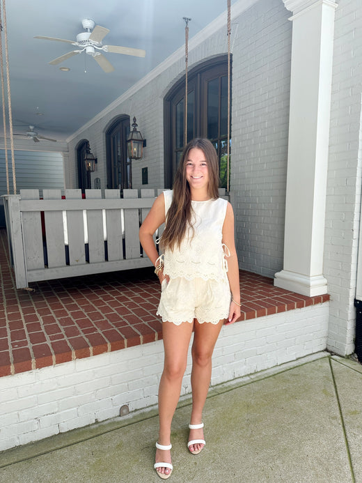 Embroidered High Waisted Double Pleated Shorts