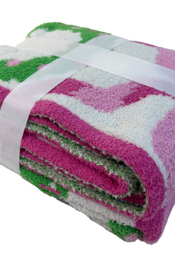 Holiday Wreaths and Trees Luxe Throw Blanket