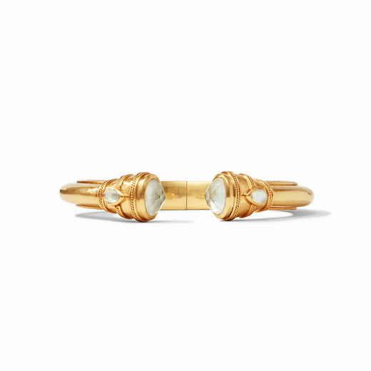 Julie Vos, Cannes Demi Cuff