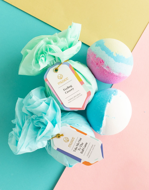 Feeling Groovy Bath Bomb
