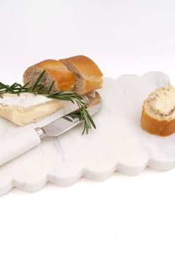 Marble Scalloped Cheese Board & Knife Set