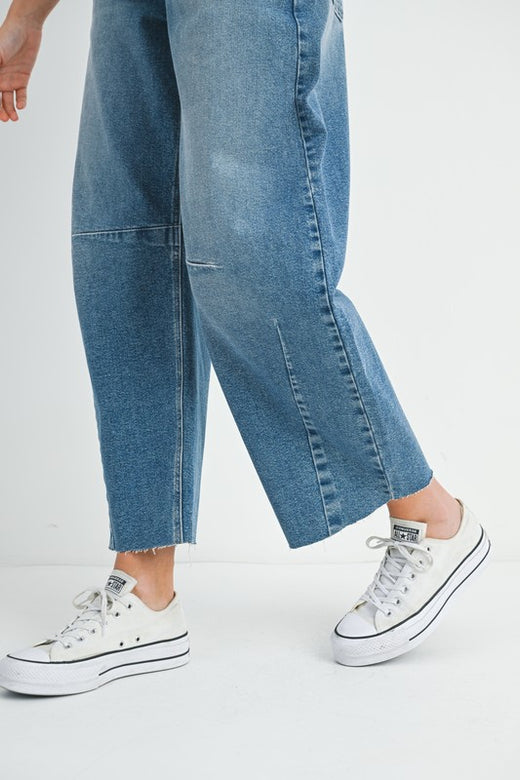 Barrel Jeans With Seams