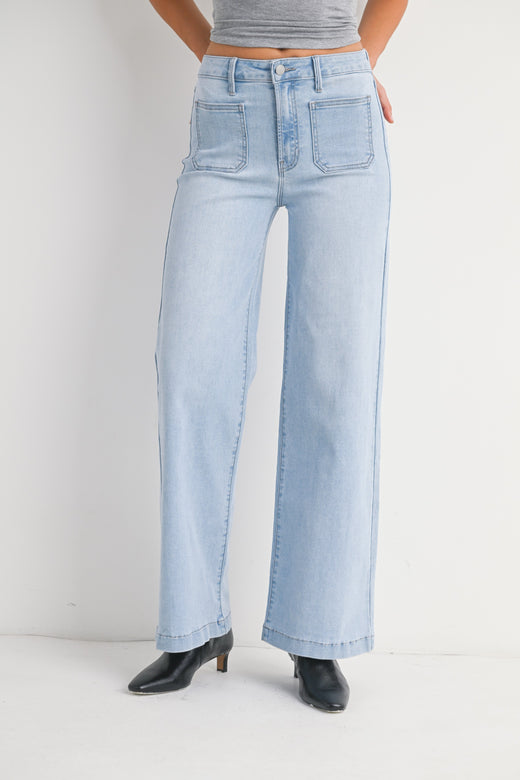 Mini Patch Pocket Wide Leg Jeans