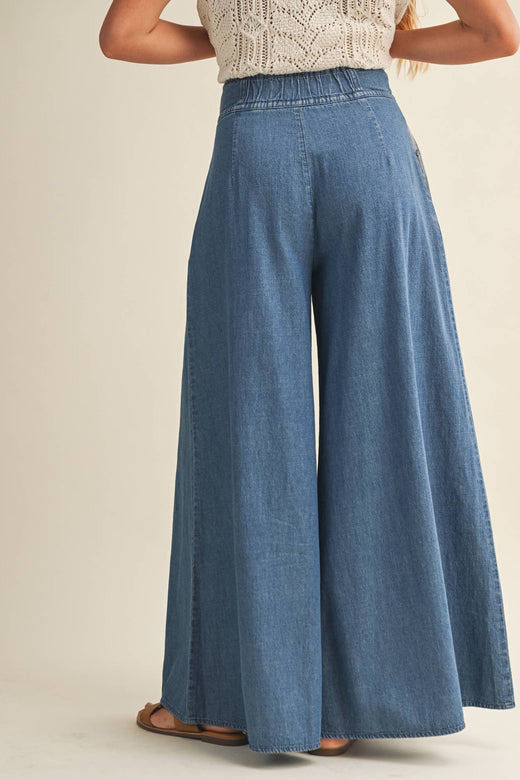 Pintuck Wide Leg Denim Pants