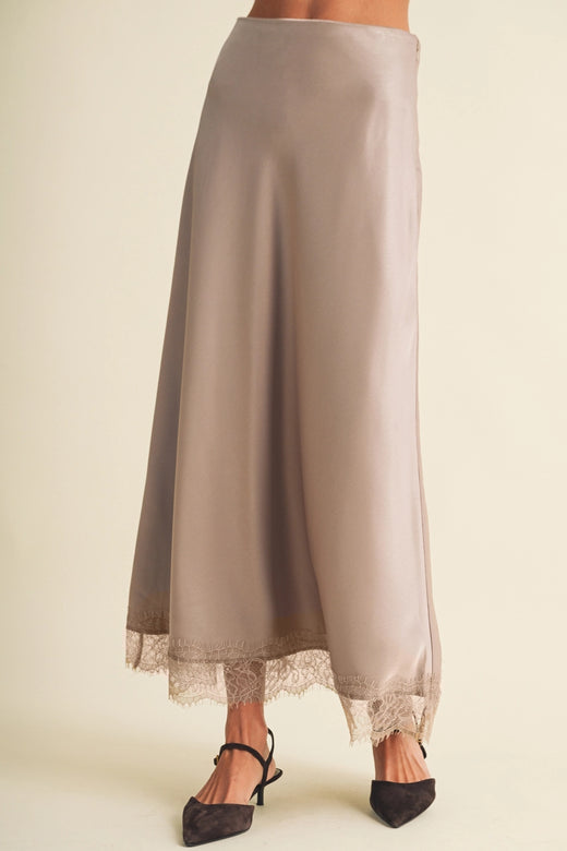 Scallop-Trim Lace Hem Slip Skirt