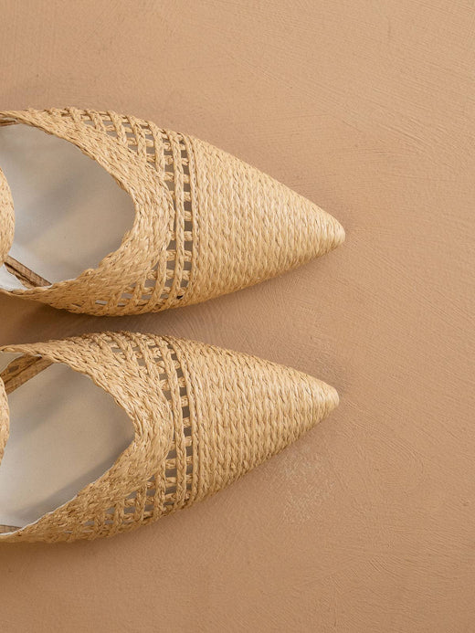 Tia Pointed Toe Kitten Heel