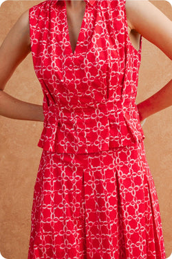 Flower Chainlink Peplum Shirt
