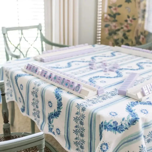 Scalloped Square Table Topper
