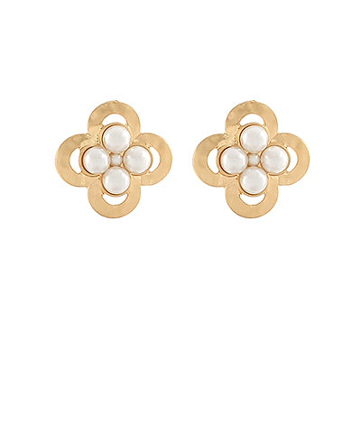 Framed Clover Pearls