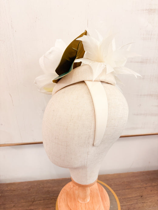 Farrah Fascinator