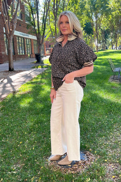 Scissor Cut Wide Leg Jeans - Vanilla Wash