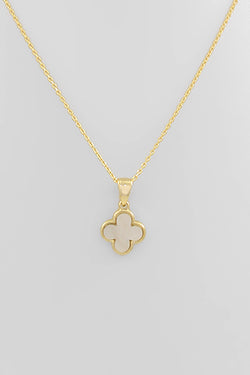 Shell Clover Pendant Necklace