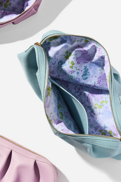 "The Courtney" Travel Carryall