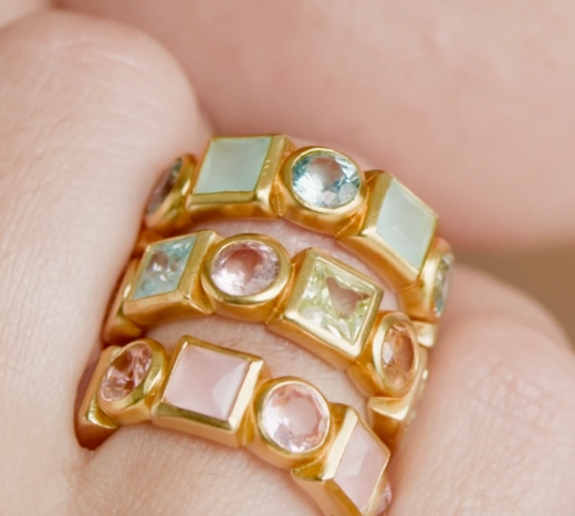 Julie Vos, Jolie Ring