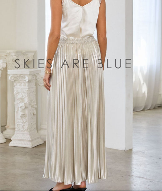 Metallic Pleated Skirt