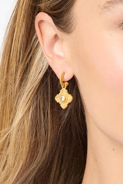 Julie Vos, Theodora Hoop & Charm Earring