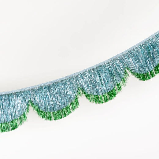 Tinsel Scallop Garland