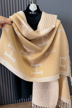 Equestrian Tan / Cream Houndstooth Reversible Wrap
