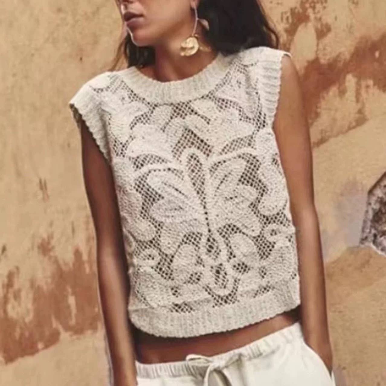 Crew Neck Bohemia Crochet Top