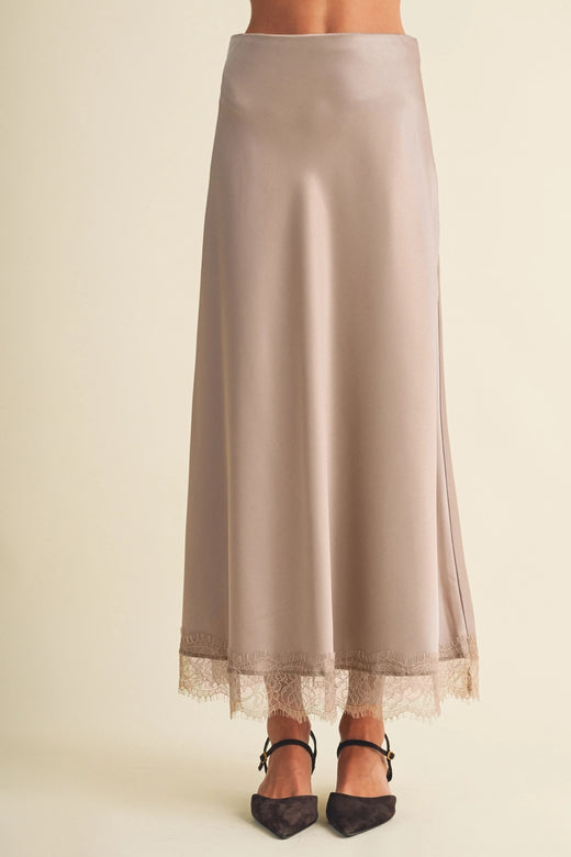 Scallop-Trim Lace Hem Slip Skirt