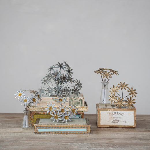 Metal Vintage Reproduction Toleware Flower Bunch Ornament